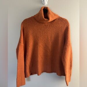 Elegant Burnt Orange Turtleneck Sweater size M/L